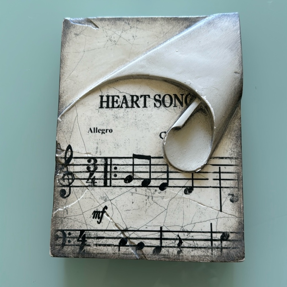 Sid Dickens Retired “Heart Song” Memory Block Tile T-422